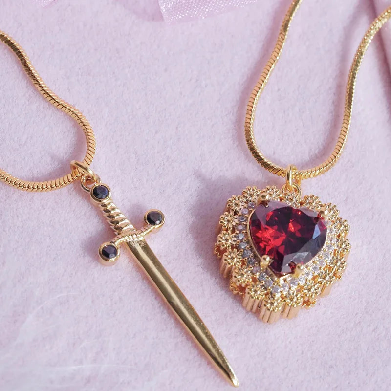 Gothic Punk One Arrow through the Heart Creative Two Color Couple Necklace Red Rhinestone Heart Dagger Necklace Good Friend Gift Fashion Jewelry